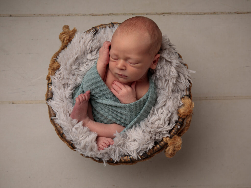 Newborn Photography, Toddler Photography and Family Photography